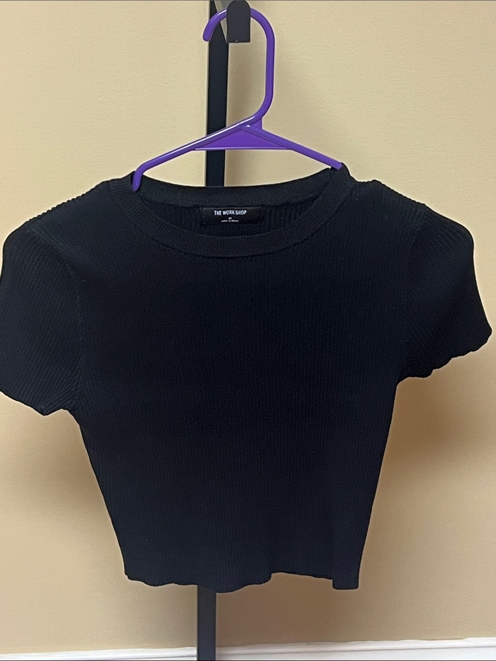 S/M Black Ribbed Short Sleeve Crop knit Tee